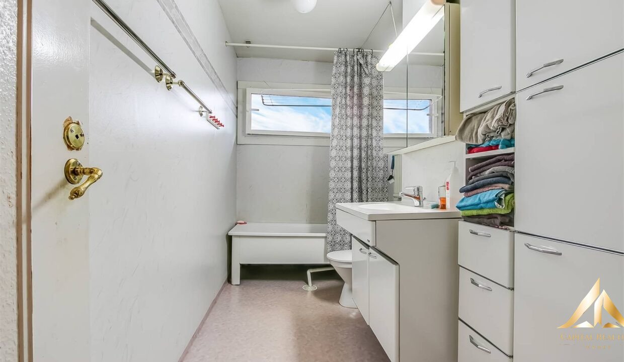 93a7bbd8dd4a1b4a32571065fe4e0a31