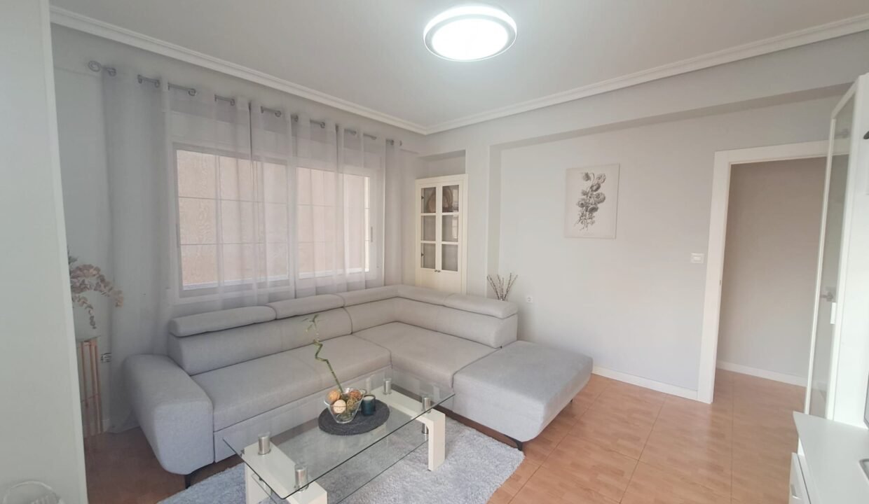 9600f72f104685435d790e7ac6af2de64c1243f4