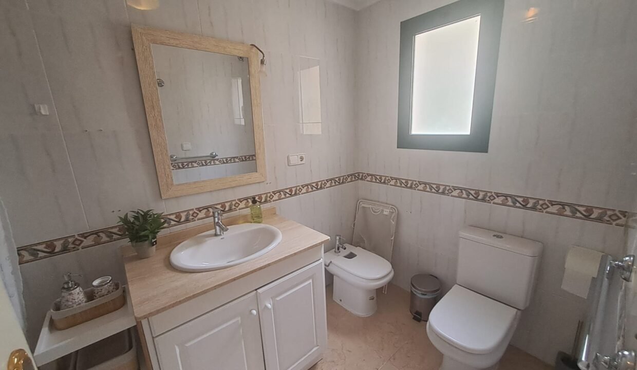 98b32d1fc86386546390f1d1ace87d50061033d7