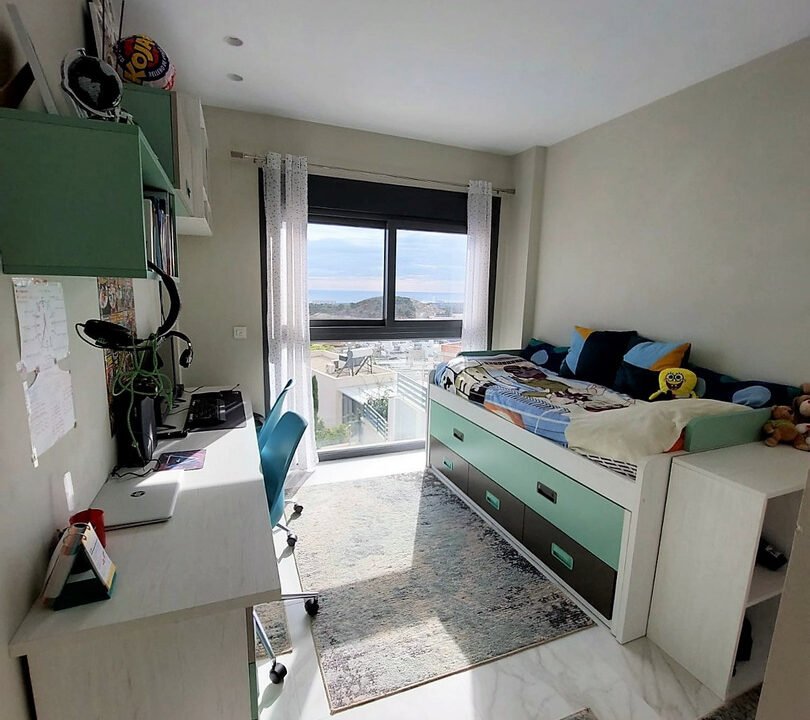 9fkm7PXU7ib6_1674740502-fullHD