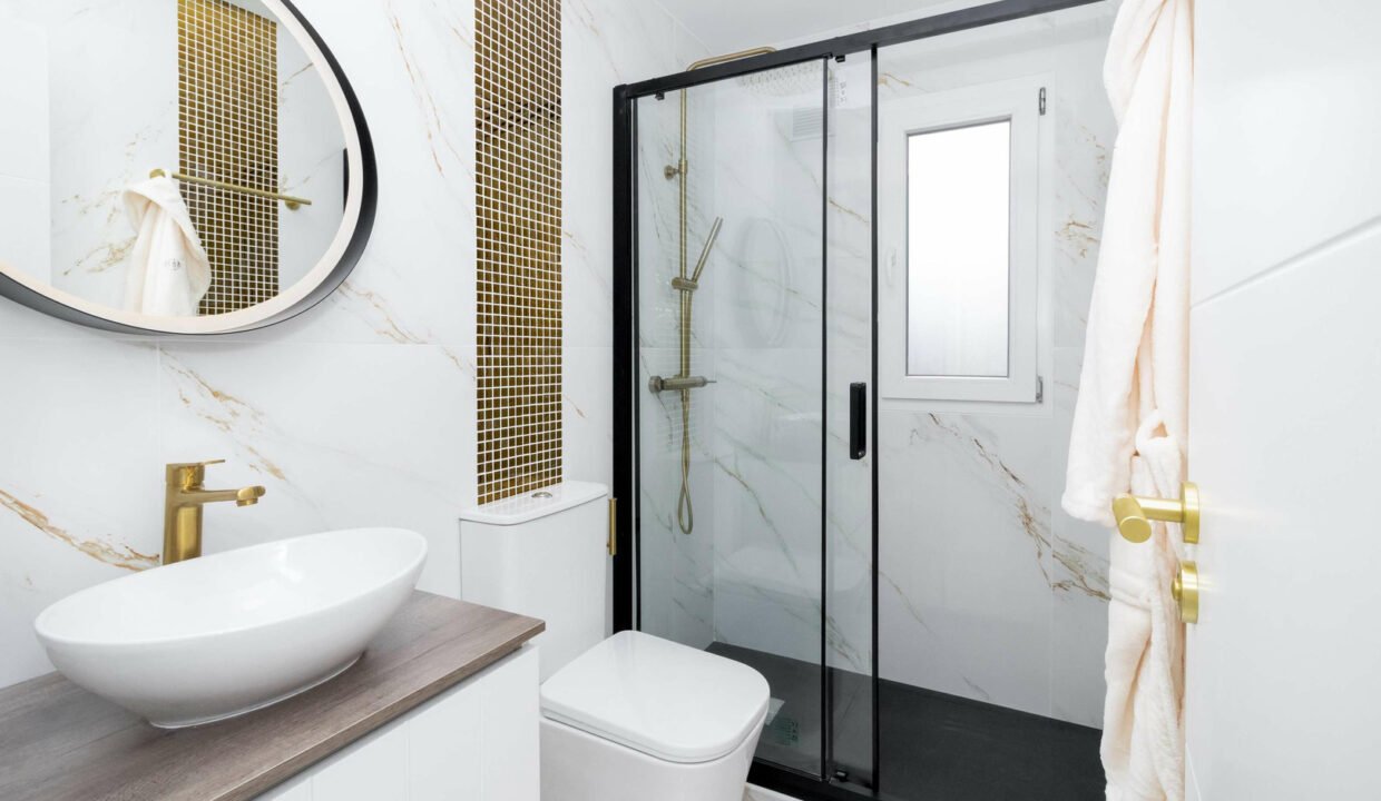 AJIeIQ_PUXR8_1704974566-fullHD