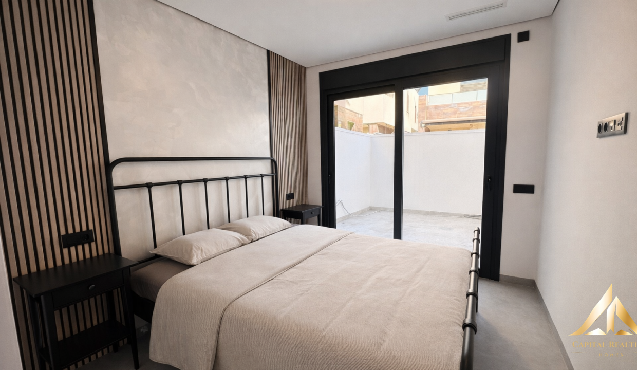 C1CE0C7F-A613-4D87-B281-2192CBE12248