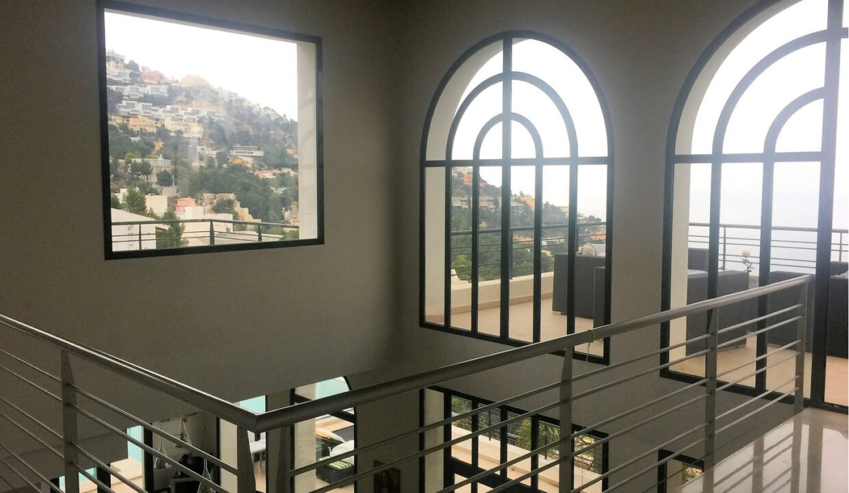 CMnrvl5HK3or_1640609116-fullHD