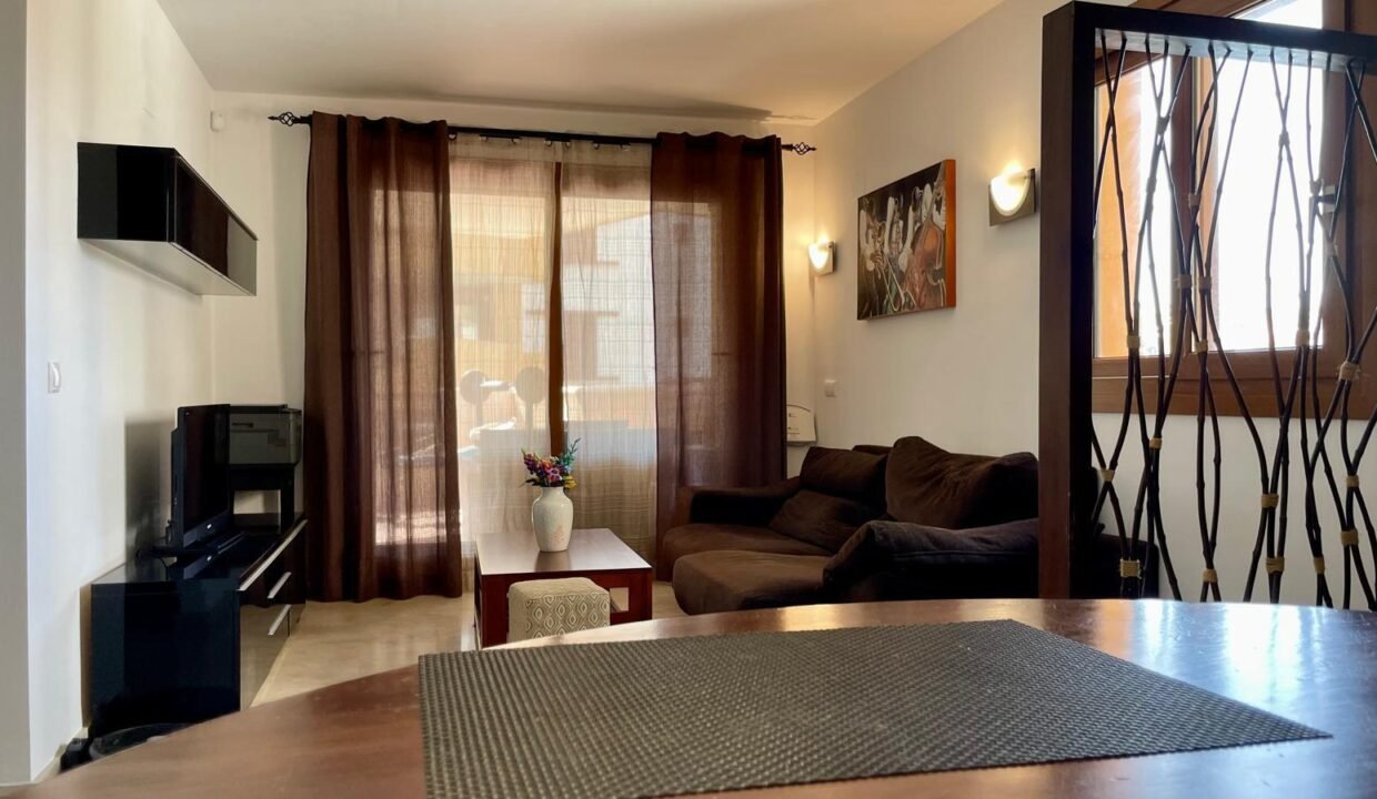 Em2Y52etbNVt_1732793357-fullHD