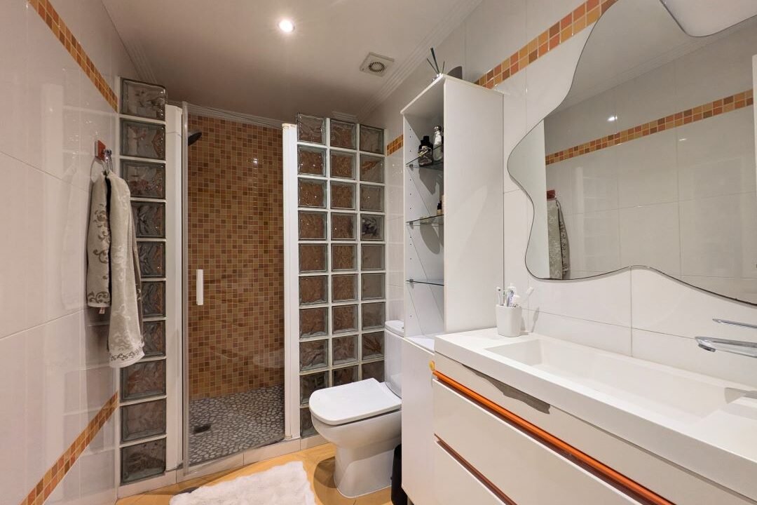 FR61Ezf1A-xu_1741969261-fullHD