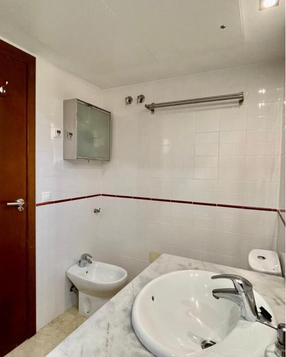 FqjR7qkiojUl_1732793389-fullHD