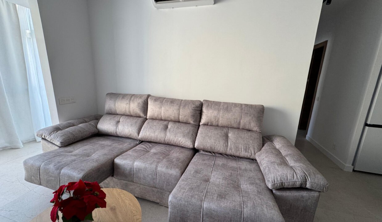 G5AJ4T-7ZFr_1734017803-fullHD