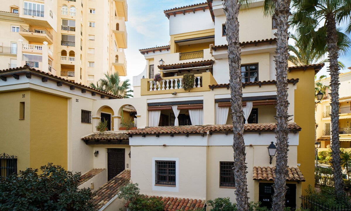 GmwEMdG-tEKt_1717768643-fullHD