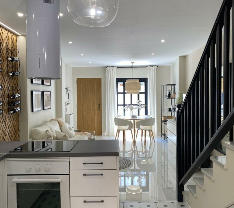 J0h_sDugOlz5_1721901070-fullHD