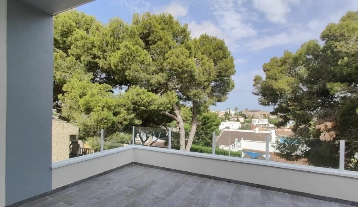 J76EPZieuaG3_1695295298-fullHD