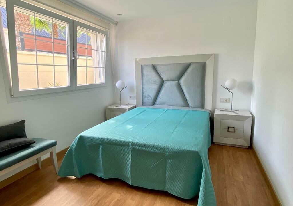 LA6cx4aULBNV_1697399826-fullHD