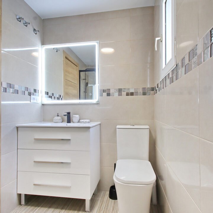 LO2ne_uB-rSc_1705056562-fullHD