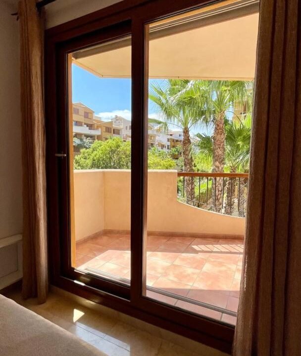 MrjU300a_-OB_1732793486-fullHD