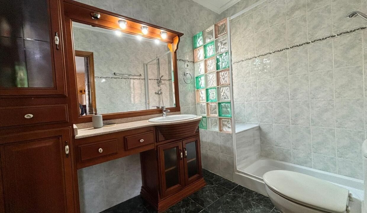 NDLjmGrDyB61_1736437937-fullHD