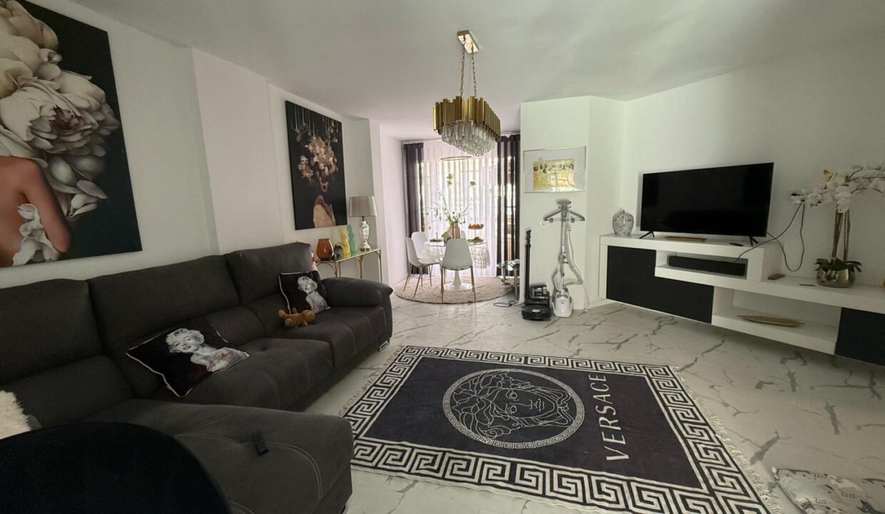 NaQcngDYv1bW_1746711934-fullHD