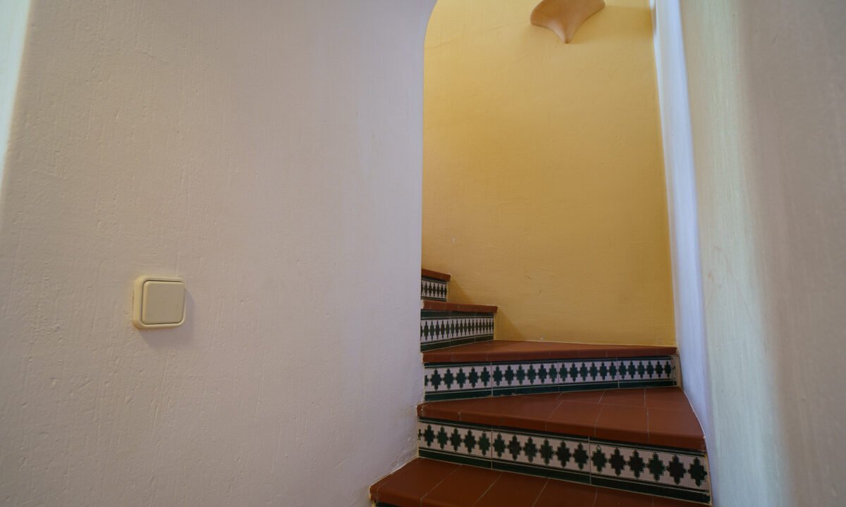 Oeiqy4Tc8fXS_1717768587-fullHD