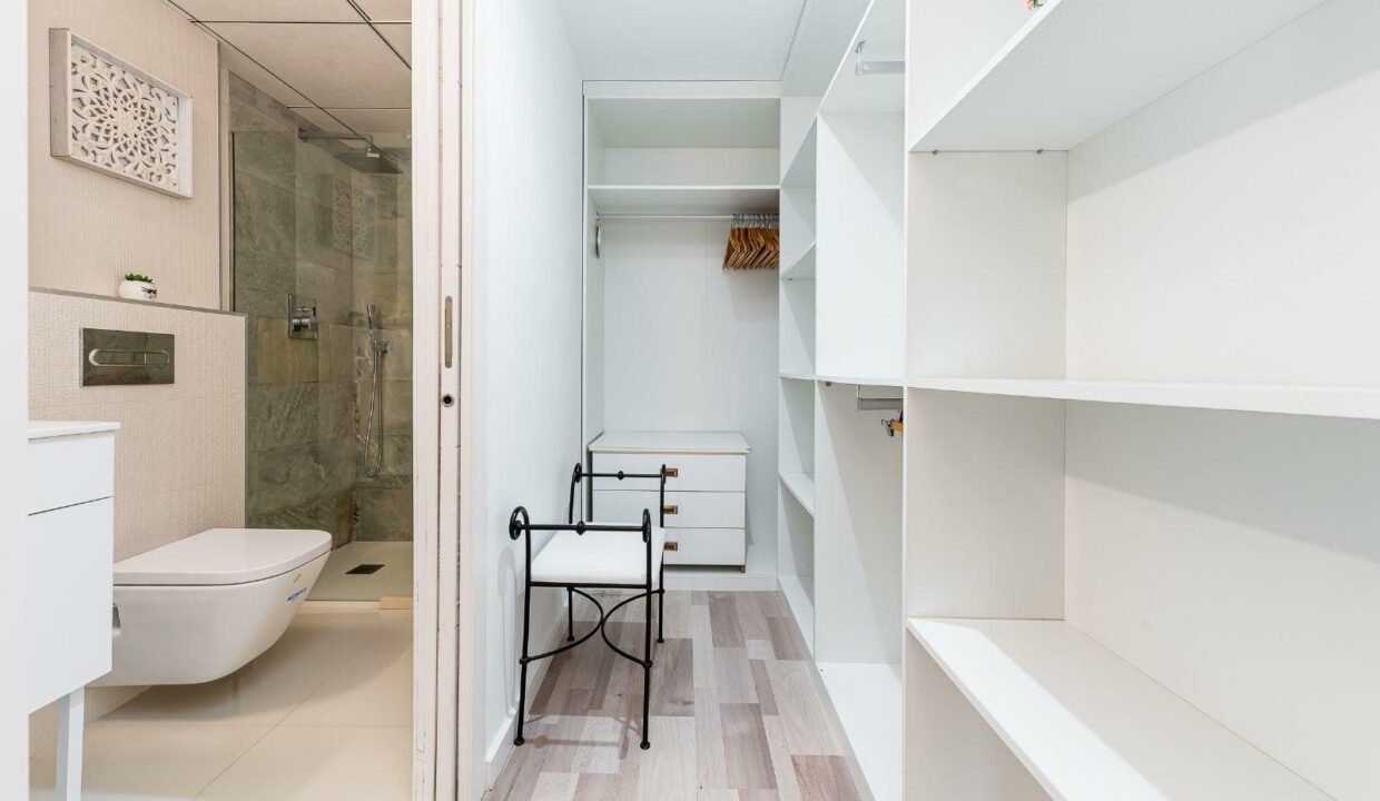 Pd1gdL1bsij__1698942982-fullHD