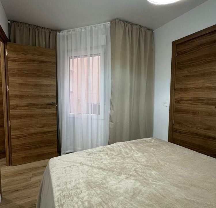 Pob1kdV91oPH_1733758890-fullHD