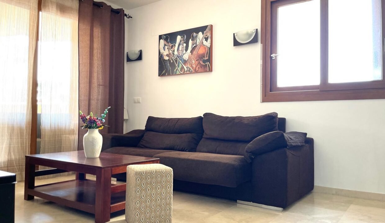 Q6ZR-Xh_YvNj_1732793390-fullHD