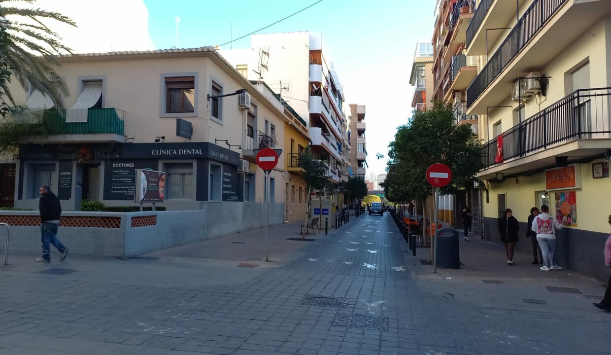 QZtxVQ4WPjLE_1703244434-fullHD