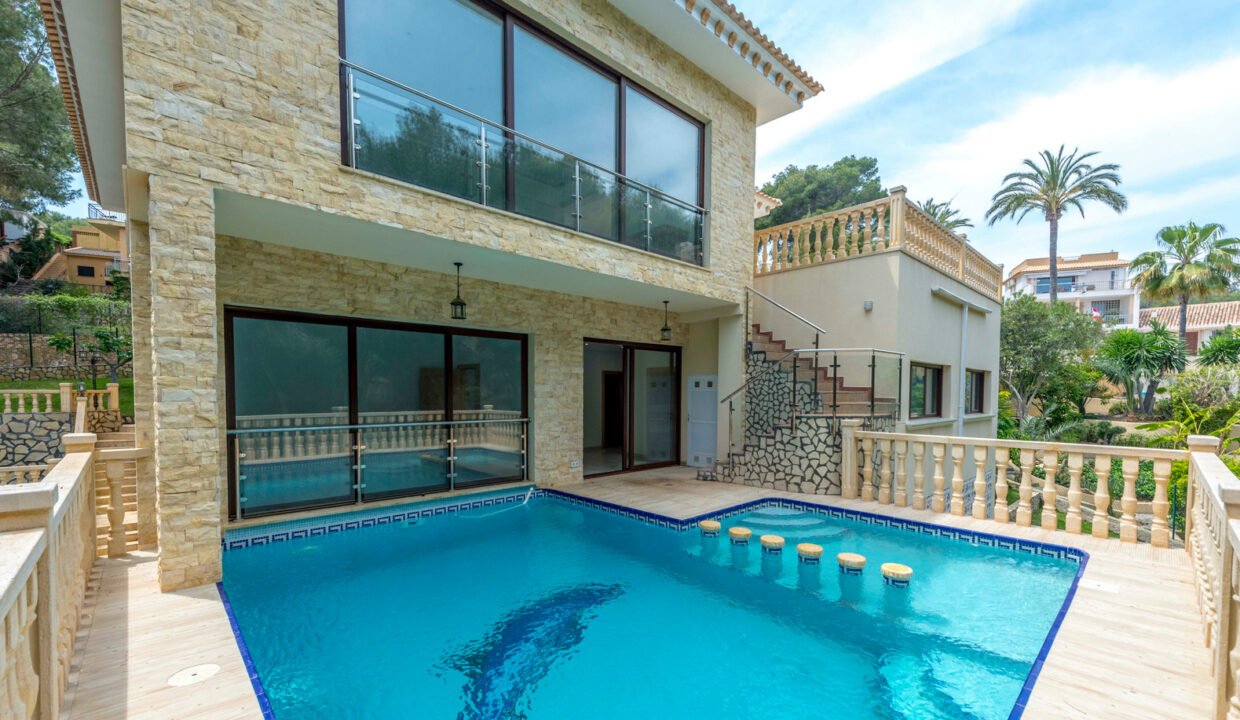 QZxNwYj6hvjl_1710493460-fullHD