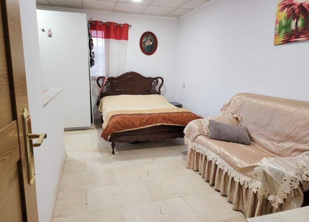 R3-1fyBCYotG_1686146261-fullHD