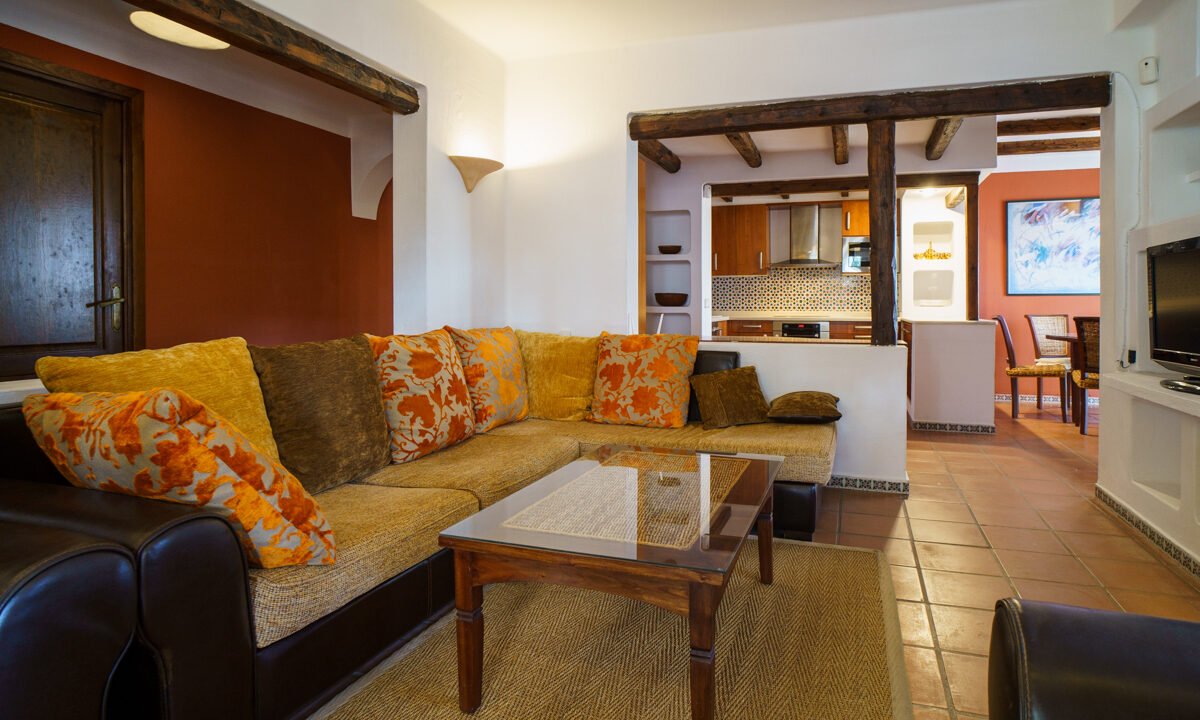 RYpNlt2kGECd_1717768614-fullHD