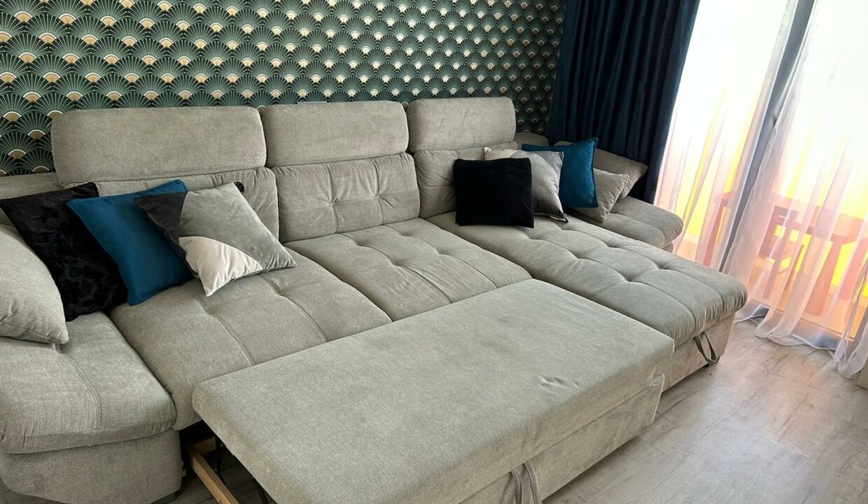 Rl3KZrhagRlt_1698943444-fullHD