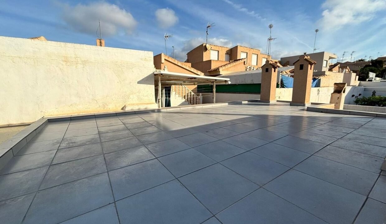 SEjM-j1qbAZr_1736437849-fullHD