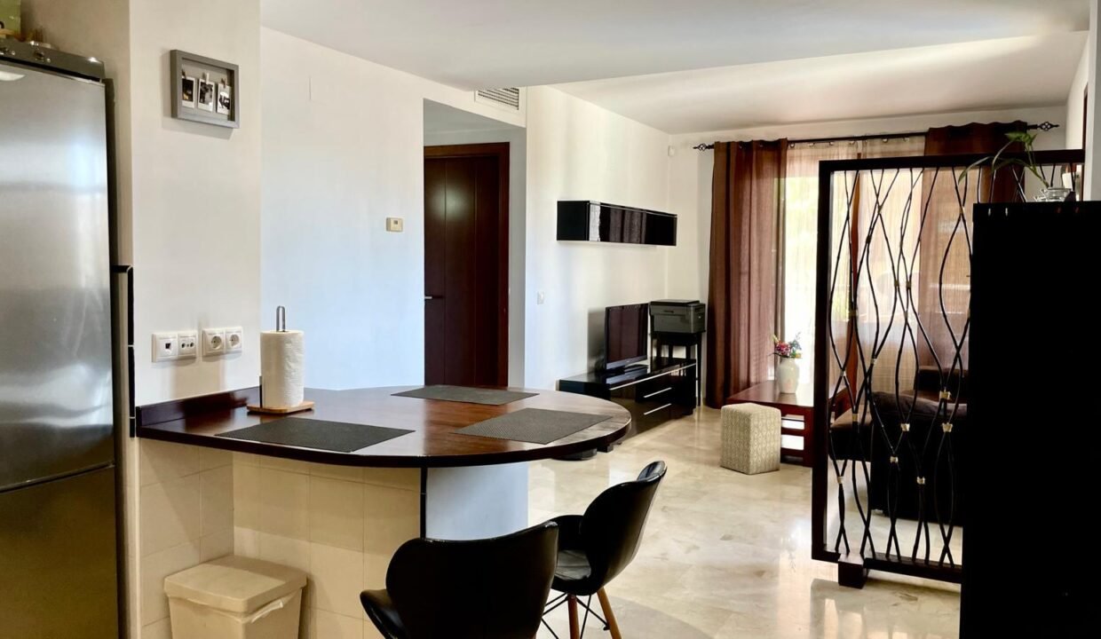 SHoTHAjLOQLy_1732793384-fullHD