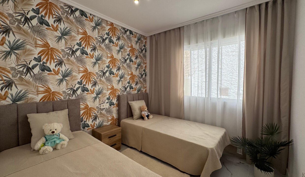 _TP0K2KNnPlI_1751557970-fullHD