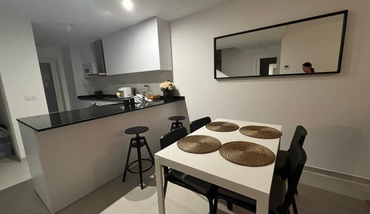 TShNOp_yO4N5_1742468455-fullHD