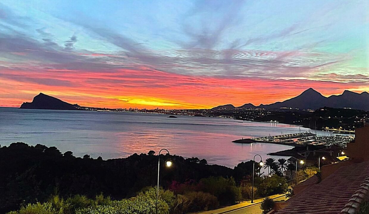 UGHnf0gyyyYQ_1688394613-fullHD