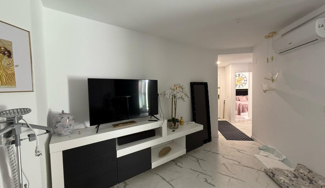 V62lAa81VujD_1746712222-fullHD