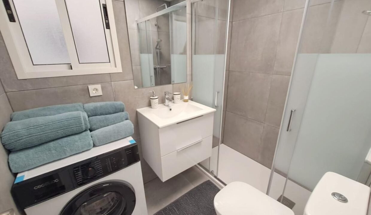 XF-mrw8AxvCO_1730998316-fullHD