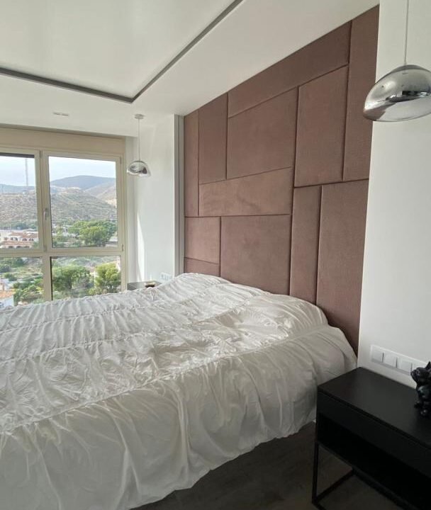 XuiEJTrc-Ont_1732624010-fullHD