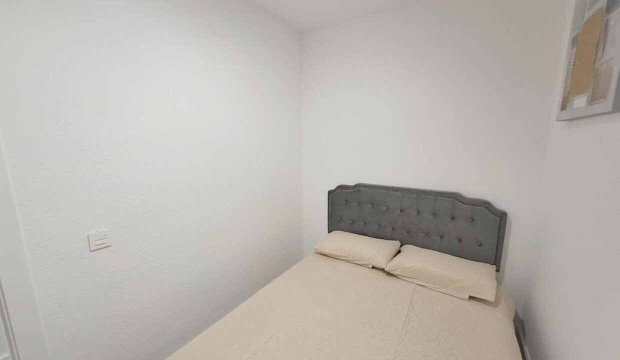 YvchaDzN79kr_1730998317-fullHD