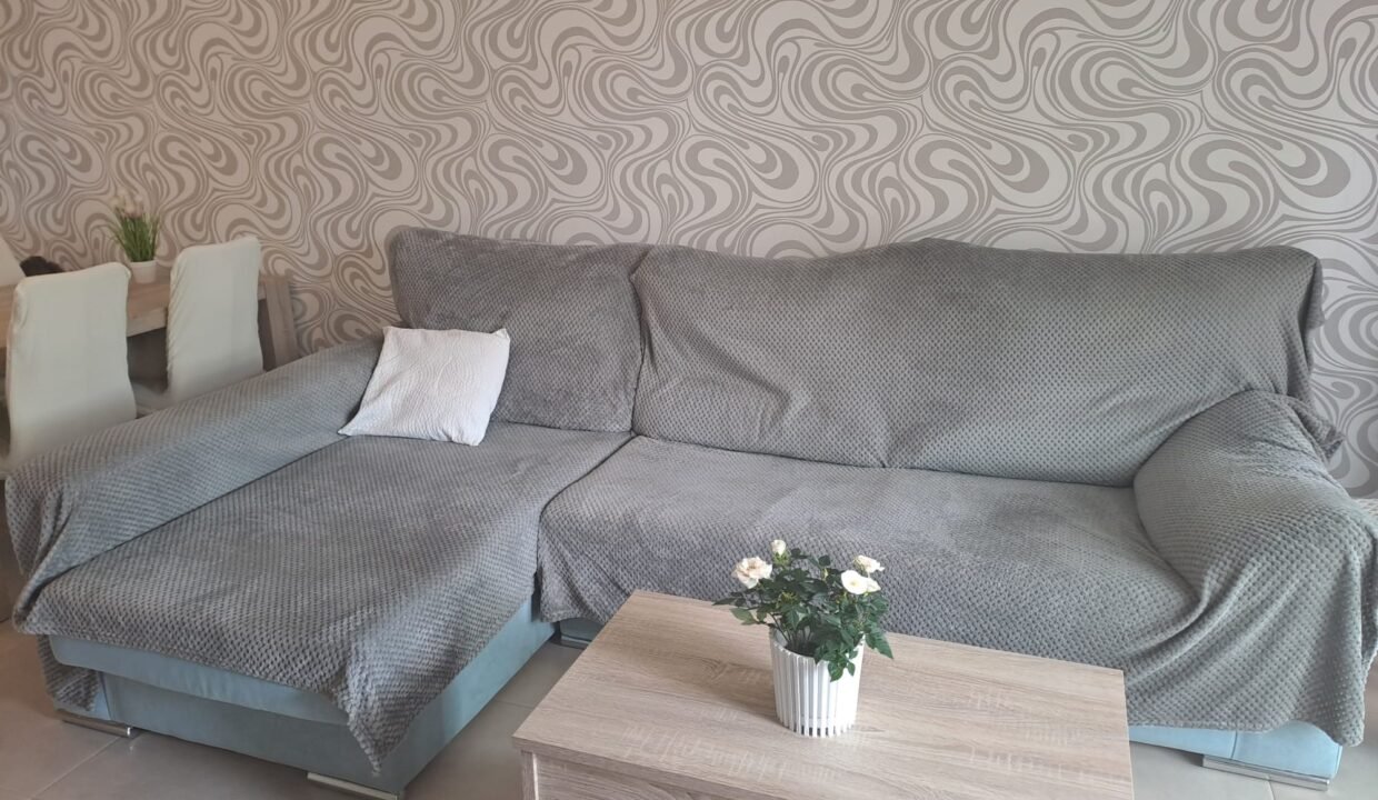 a1ca4d21d050493ee5aee3a2d8635c3a949131d6