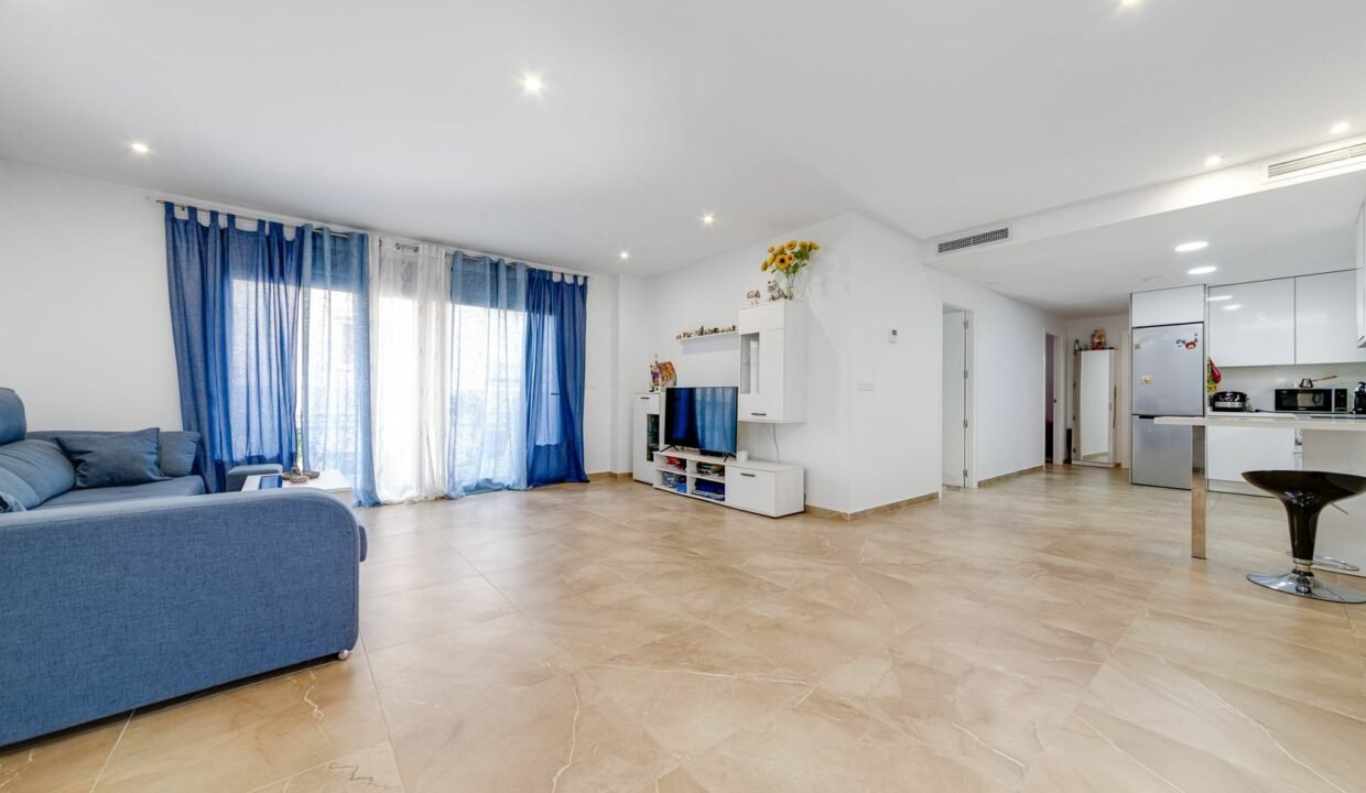 a1vhjTZwi3Bm_1716995066-fullHD