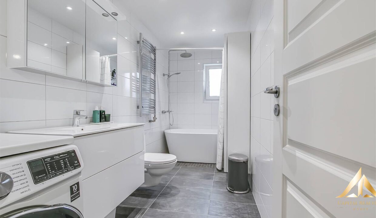 a7f104003a57b6d26e0ee75fdaf73880