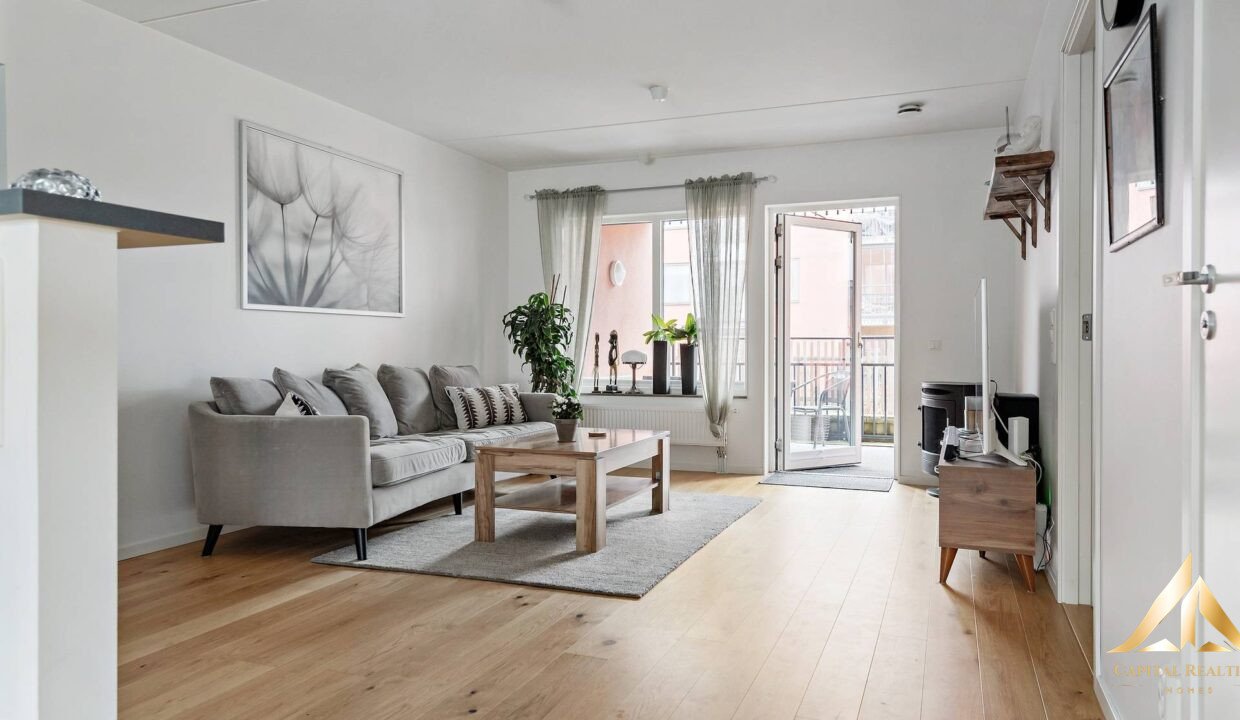 a9704413a6cb3057ab2e3b458d16ea93