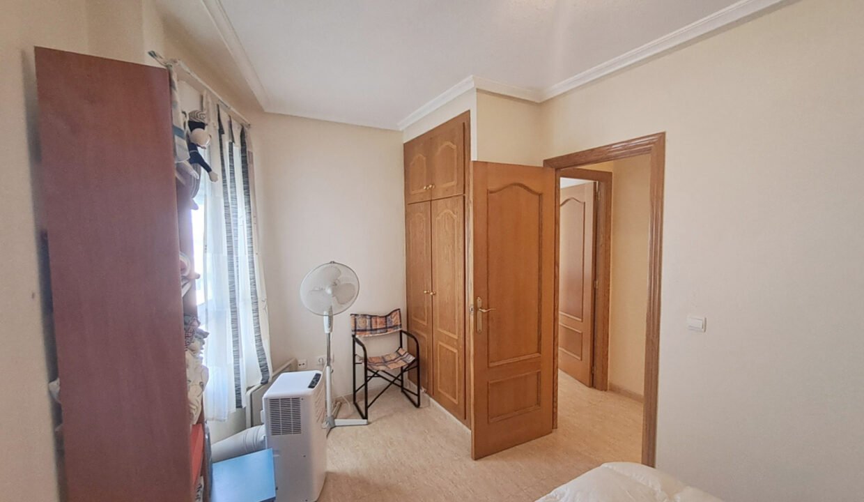 aQzdJ49LJrvF_1724841575-fullHD