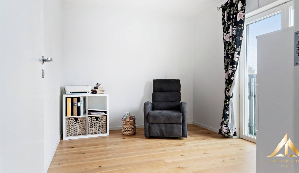 b9e1eab85ed56a7129472437f1c114f8