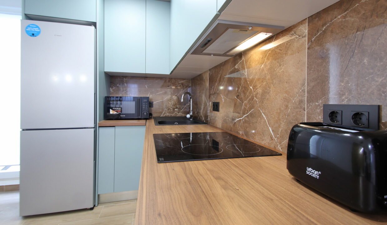 _b_YDZRX4DNn_1705056458-fullHD