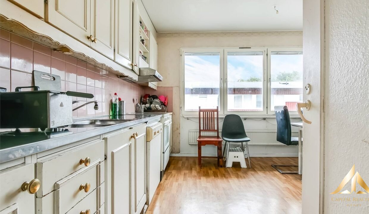 c636ebaedcaada4cf7ea48ee1b335931