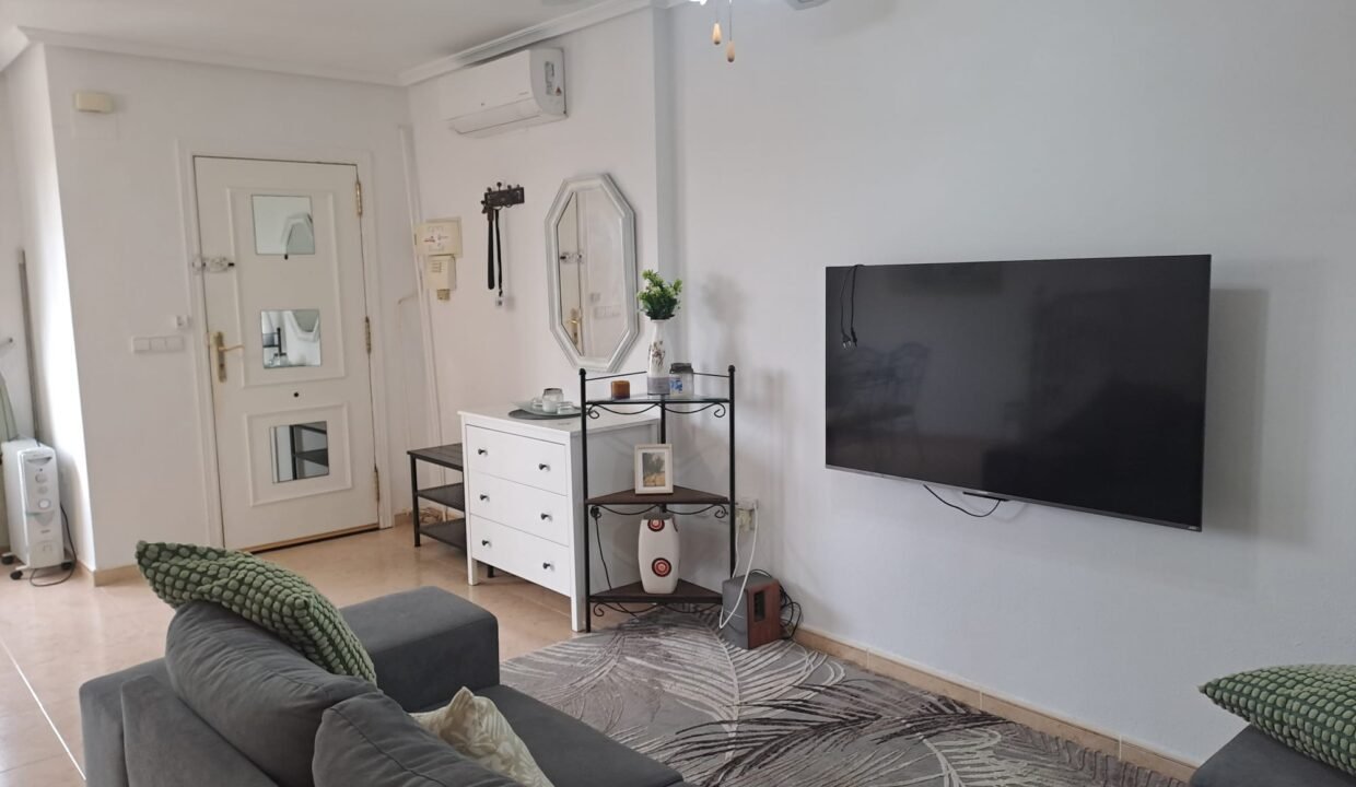 c6d3b21dd74803ed0b29c9b570f9b0f9e13ff1b2