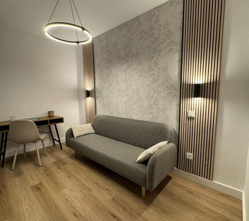 cnaCME4YS7JO_1733759286-fullHD