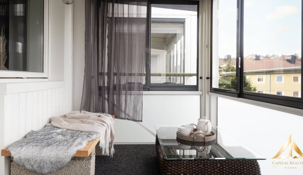 d496ad92d991099c180ad57aa3dc8f3a