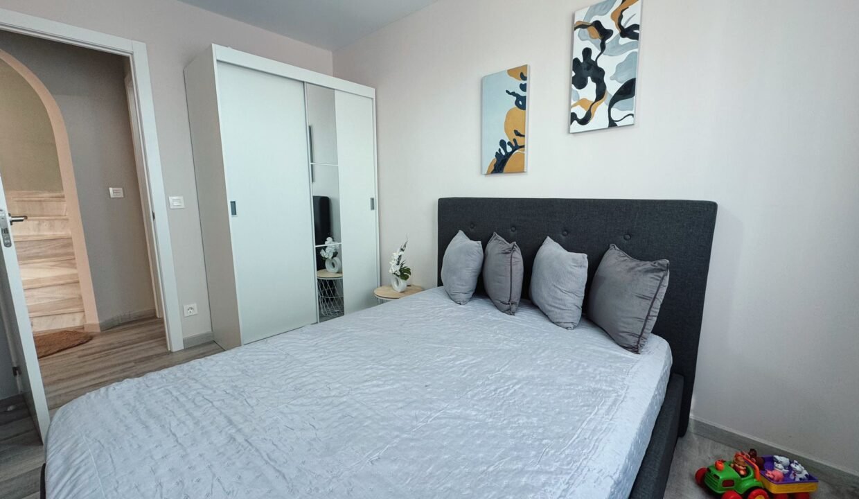 d61dfea9f678f8d7afe68c20e1b868b2e52fdefd