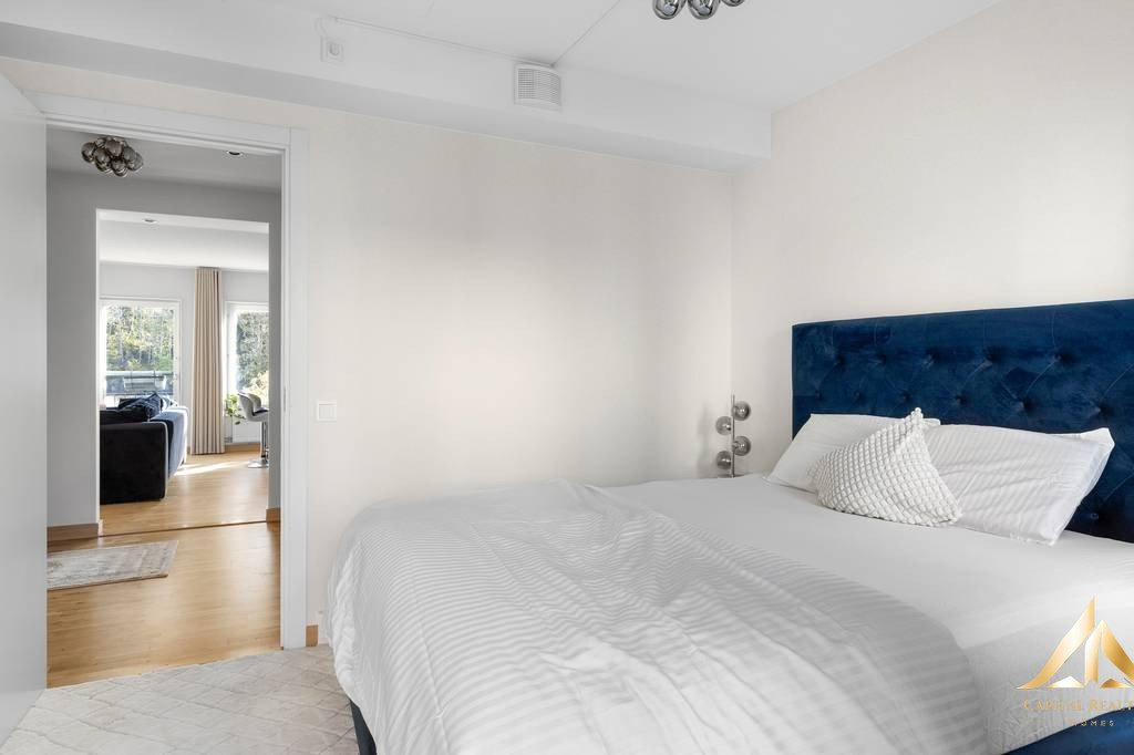 d768adcfef144a84cb797b4ad849664d